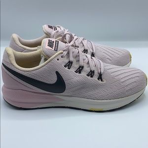 Nike Womens Air Zoom Structure 22 Platinum Violet